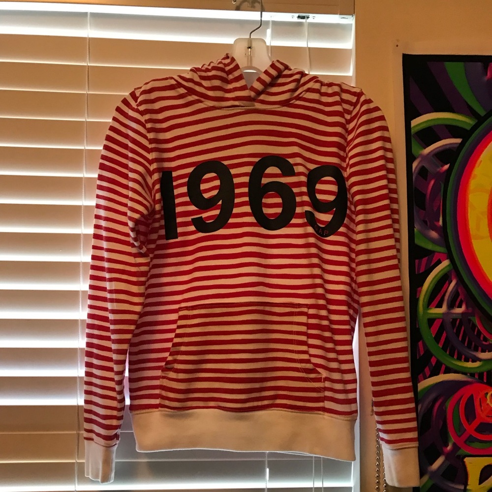 GAP hoodie